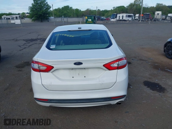 2013 Ford Fusion SE with VIN 3FA6P0H73DR382057, listed as a IAAI auction lot 42119655 with 170,833 mi miles and . Bid and sale history available at carsss.com. Image 17.