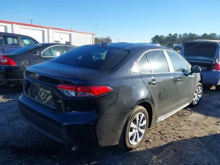 2023 Toyota Corolla LE z VIN 5YFB4MDEXPP028284, wystawiony jako IAAI lot #41332462 z przebiegiem 19 565 mil mil oraz . Historia ofert i sprzedaży dostępna na DreamBid. Obrazek 4.