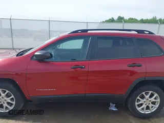 2016 Jeep Cherokee Sport with VIN 1C4PJMAB4GW182957, listed as a IAAI auction lot 42269645 with 123,873 mi miles and . Bid and sale history available at DreamBid. Image 15.