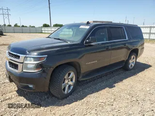 2018 Chevrolet Suburban LT with VIN 1GNSKHKC0JR283545, listed as a Copart auction lot 61163675 with 297,491 mi miles and Clean title. Bid and sale history available at DreamBid. Image 1.
