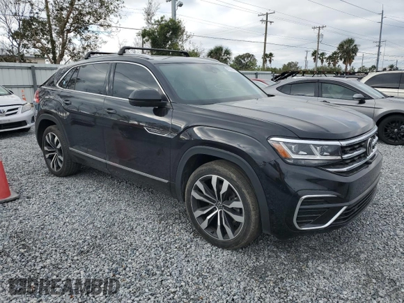 2021 Volkswagen Atlas SEL Premium R-Line with VIN 1V2FE2CA5MC224413, listed as a Copart auction lot 87508645 with 39,186 mi miles and Salvage title. Bid and sale history available at DreamBid. Image 4.