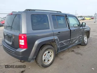 2017 Jeep Patriot Sport SE with VIN 1C4NJPBA3HD166261, listed as a IAAI auction lot 41285535 with 99,600 mi miles and . Bid and sale history available at DreamBid. Image 4.