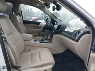 2019 Jeep Grand Cherokee Limited with VIN 1C4RJFBG6KC540469, listed as a IAAI auction lot 41552974 with NaN miles. Bid and sale history available at carsss.com. Image 5.