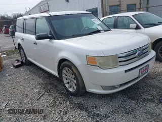 2009 Ford Flex SEL with VIN 2FMEK62C79BA09120, listed as a IAAI auction lot 41608160 with 228,977 mi miles. Bid and sale history available at carsss.com. Image 1.