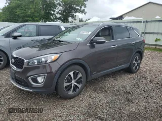 2017 Kia Sorento EX with VIN 5XYPHDA14HG252958, listed as a Copart auction lot 63852425 with 60,182 mi miles and Salvage title. Bid and sale history available at DreamBid. Image 1.