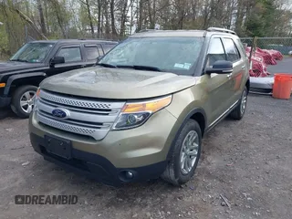 2013 Ford Explorer XLT with VIN 1FM5K8D87DGC56059, listed as a IAAI auction lot 42172634 with 149,803 mi miles and . Bid and sale history available at carsss.com. Image 6.