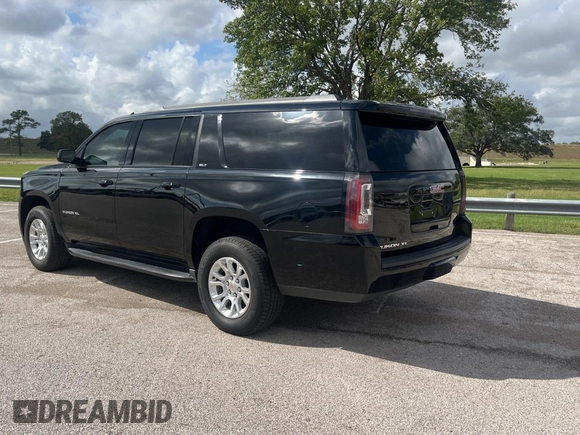 2020 GMC Yukon XL SLT with VIN 1GKS1GKC0LR288614, listed as a Copart auction lot 80264004 with 112,403 mi miles and Clean Title. Bid and sale history available at carsss.com. Image 3.