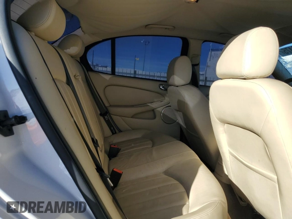 2005 Jaguar X-Type z VIN SAJWB52D95XE21462, wystawiony jako Copart lot #89216475 z przebiegiem 114 257 mil mil oraz Szkoda całkowita • Salvage title. Historia ofert i sprzedaży dostępna na DreamBid. Obrazek 10.