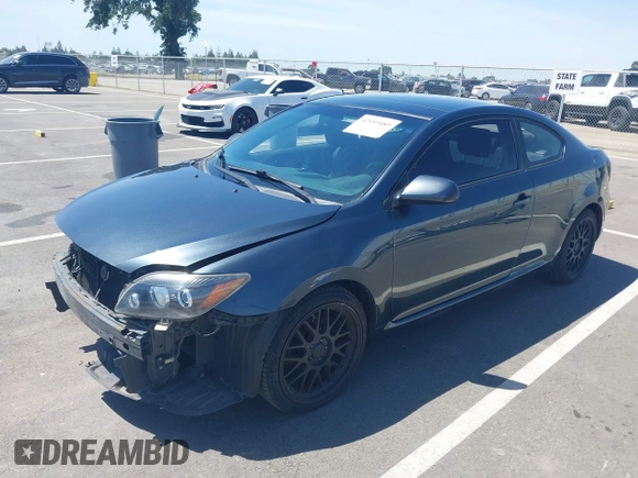 2010 Scion tC z VIN JTKDE3B71A0313857, wystawiony jako IAAI lot #42193489 z przebiegiem 132 884 mil mil oraz . Historia ofert i sprzedaży dostępna na DreamBid. Obrazek 18.