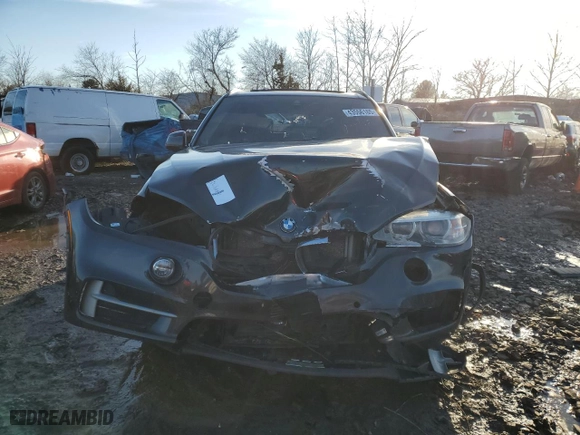 2016 BMW X5 xDrive35i with VIN 5UXKR0C54G0P29925, listed as a Copart auction lot 43556165 with 0 mi miles and Salvage Title. Bid and sale history available at carsss.com. Image 5.