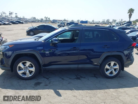 2021 Toyota RAV4 Hybrid LE with VIN 4T3B6RFV4MU025144, listed as a IAAI auction lot 42398033 with 65,994 mi miles and . Bid and sale history available at DreamBid. Image 14.