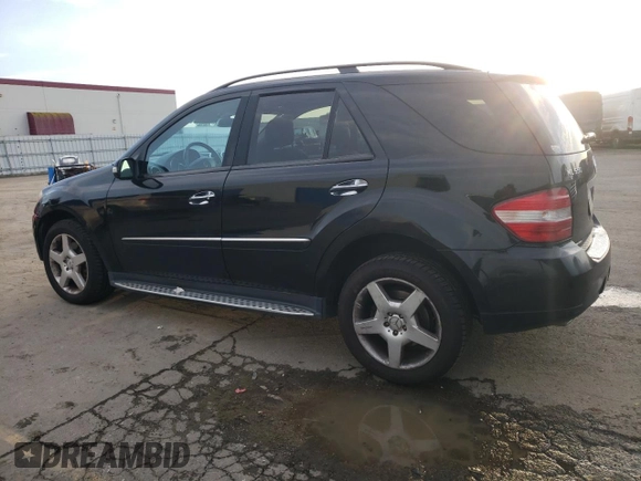 2008 Mercedes-Benz M 550 с VIN 4JGBB72E68A344034, выставлен на аукционе Copart как лот 86916174 с пробегом 196 837 миль миль и Чистый • Clean title. История ставок и продаж доступна на DreamBid. Изображение 2.