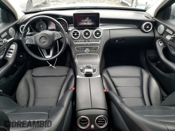 2016 Mercedes-Benz C 300 Luxury z VIN 55SWF4KB3GU109853, wystawiony jako Copart lot #49108095 z przebiegiem 111 508 mil mil oraz Szkoda całkowita • Salvage title. Historia ofert i sprzedaży dostępna na DreamBid. Obrazek 8.