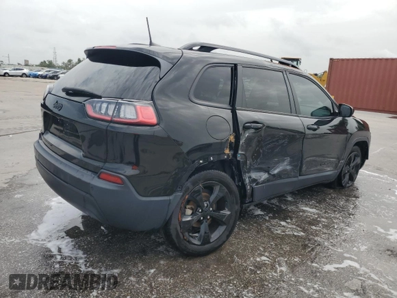 2020 Jeep Cherokee Altitude with VIN 1C4PJLLB4LD592817, listed as a Copart auction lot 58168785 with 57,400 mi miles and Salvage title. Bid and sale history available at DreamBid. Image 3.