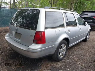 2004 Volkswagen Jetta GLS with VIN WVWSR61JX4W143002, listed as a IAAI auction lot 42206137 with 270,480 mi miles and . Bid and sale history available at DreamBid. Image 4.