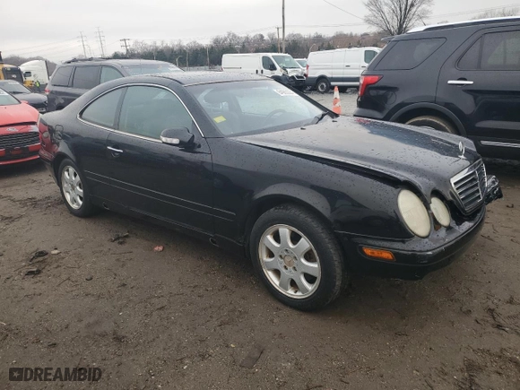 2001 Mercedes-Benz CLK-Class with VIN WDBLJ65GX1F170172, listed as a Copart auction lot 84960224 with 107,247 mi miles and Salvage Title. Bid and sale history available at carsss.com. Image 4.