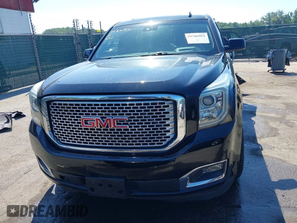 2015 GMC Yukon XL Denali with VIN 1GKS2JKJ9FR244754, listed as a IAAI auction lot 39706952 with 94,917 mi miles. Bid and sale history available at carsss.com. Image 13.