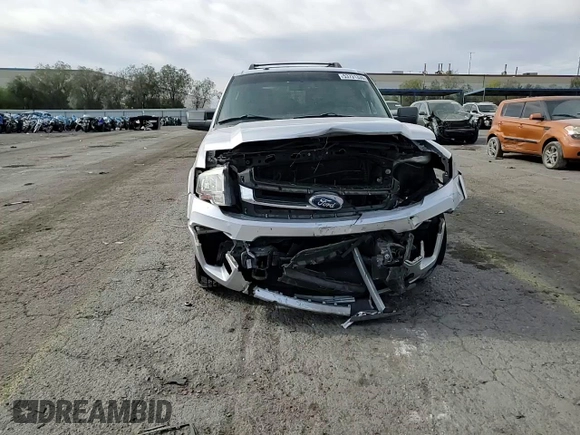 2015 Ford Expedition XLT z VIN 1FMJU1JT9FEF33897, wystawiony jako Copart lot #53731335 z przebiegiem 103 761 mil mil oraz Szkoda całkowita • Salvage title. Historia ofert i sprzedaży dostępna na DreamBid. Obrazek 14.
