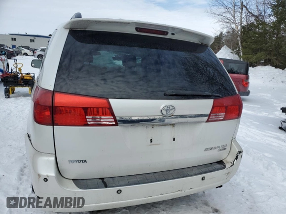 2005 Toyota Sienna XLE with VIN 5TDZA22C65S264481, listed as a Copart auction lot 44011465 with 175,885 mi miles and Clean Title. Bid and sale history available at carsss.com. Image 6.