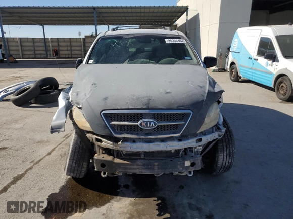 2004 Kia Sorento LX with VIN KNDJC733145263620, listed as a Copart auction lot 85206494 with 155,318 mi miles and Salvage Title. Bid and sale history available at carsss.com. Image 5.