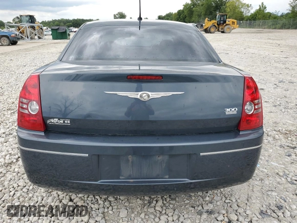2008 Chrysler 300 Touring with VIN 2C3LA53GX8H292185, listed as a Copart auction lot 65751414 with 268,366 mi miles and Clean Title. Bid and sale history available at carsss.com. Image 6.