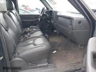2007 Chevrolet Silverado 2500 with VIN 1GBHC24U67E180783, listed as a IAAI auction lot 41880739 with 130,293 mi miles. Bid and sale history available at carsss.com. Image 5.