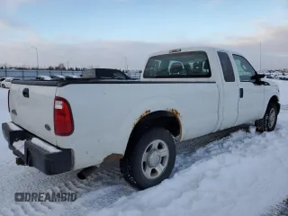 2015 Ford F-250 XLT with VIN 1FT7X2A63FEB26860, listed as a Copart auction lot 44627615 with 350,508 mi miles and Clean title. Bid and sale history available at DreamBid. Image 3.