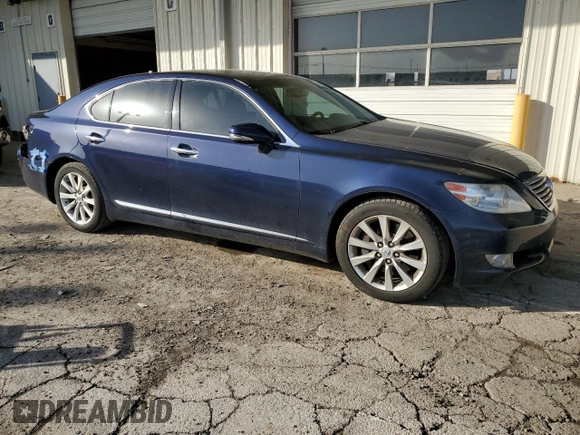 2012 Lexus LS 460 z VIN JTHCL5EF6C5015378, wystawiony jako Copart lot #49617005 z przebiegiem 146 702 mil mil oraz Szkoda całkowita • Salvage title. Historia ofert i sprzedaży dostępna na DreamBid. Obrazek 4.