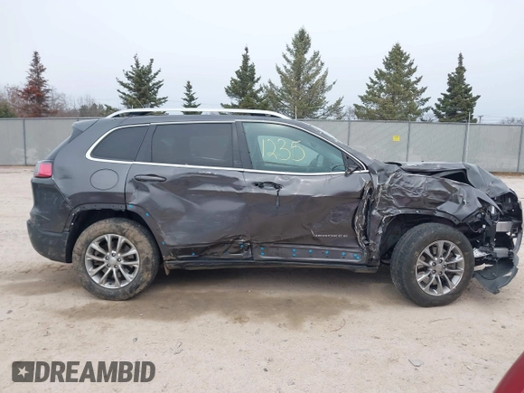 2019 Jeep Cherokee Latitude Plus с VIN 1C4PJMLX8KD255227, выставлен на аукционе IAAI как лот 41991235 с пробегом 104 879 миль миль и . История ставок и продаж доступна на DreamBid. Изображение 13.