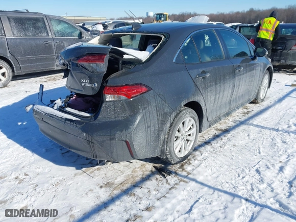 2024 Toyota Corolla Hybrid LE with VIN JTDBCMFE2R3056432, listed as a IAAI auction lot 41314705 with 4,424 mi miles. Bid and sale history available at carsss.com. Image 4.