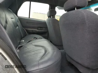 1999 Ford Crown Victoria Police с VIN 2FAFP71W6XX179647, выставлен на аукционе Copart как лот 55151945 с пробегом 124 558 миль миль и Чистый • Clean title. История ставок и продаж доступна на DreamBid. Изображение 10.