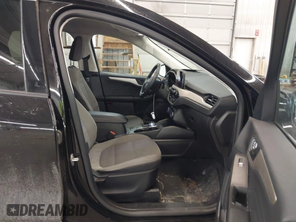 2022 Ford Escape SE Hybrid with VIN 1FMCU9BZ2NUA37919, listed as a IAAI auction lot 41685434 with 51,292 mi miles and . Bid and sale history available at carsss.com. Image 5.