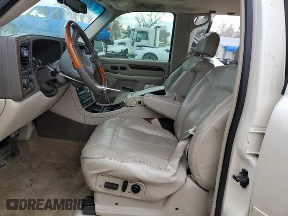 2002 Cadillac Escalade z VIN 1GYEK63N82R235118, wystawiony jako Copart lot #82691054 z przebiegiem 196 955 mil mil oraz Szkoda całkowita • Salvage title. Historia ofert i sprzedaży dostępna na DreamBid. Obrazek 7.