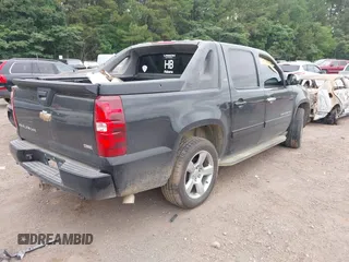 2008 Chevrolet Avalanche 3LT with VIN 3GNEC120X8G132486, listed as a IAAI auction lot 42416390 with 337,266 mi miles and . Bid and sale history available at DreamBid. Image 4.