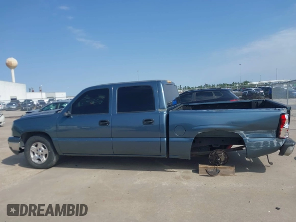 2006 Chevrolet Silverado 1500 LT1 with VIN 2GCEK13Z961322732, listed as a IAAI auction lot 41569252 with 306,896 mi miles. Bid and sale history available at carsss.com. Image 15.