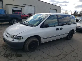 1997 Dodge Caravan with VIN 2B4FP2533VR124312, listed as a Copart auction lot 44530235 with 196,293 mi miles and Salvage title. Bid and sale history available at DreamBid. Image 1.