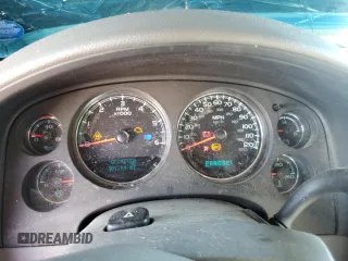 2007 Chevrolet Suburban LT with VIN 1GNFK16397J218901, listed as a Copart auction lot 55695095 with 301,359 mi miles and Non Repairable. Bid and sale history available at DreamBid. Image 9.