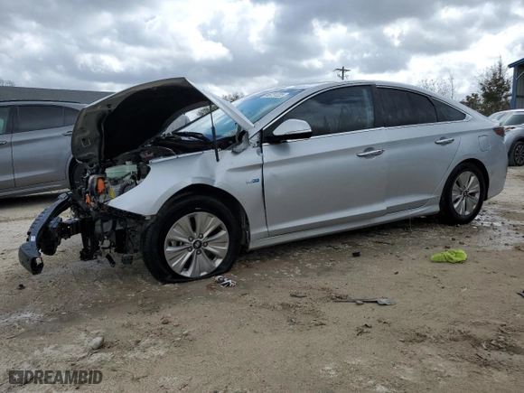 2019 Hyundai Sonata Hybrid SE with VIN KMHE24L39KA093459, listed as a Copart auction lot 46731325 with 0 mi miles and Non Repairable. Bid and sale history available at carsss.com. Image 1.