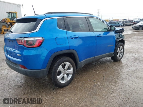 2018 Jeep Compass Latitude z VIN 3C4NJDBBXJT104122, wystawiony jako IAAI lot #41946947 z przebiegiem 124 433 mil mil oraz . Historia ofert i sprzedaży dostępna na DreamBid. Obrazek 4.