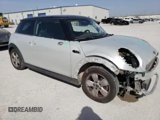2017 MINI Hardtop Cooper with VIN WMWXP5C31H2F60901, listed as a Copart auction lot 49279985 with 75,749 mi miles and Clean title. Bid and sale history available at DreamBid. Image 4.