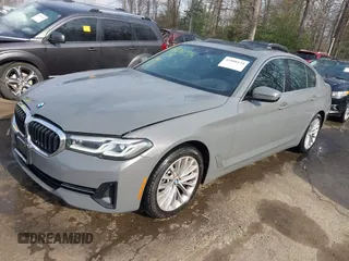 2021 BMW 5 Series 530i xDrive with VIN WBA13BJ01MWW91111, listed as a IAAI auction lot 41808154 with 39,705 mi miles and . Bid and sale history available at carsss.com. Image 2.