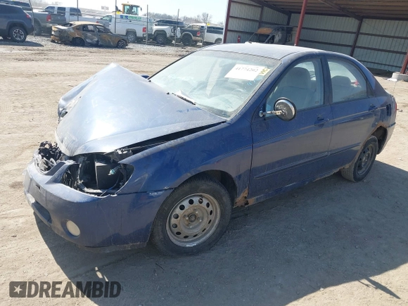 2005 Kia Spectra LX z VIN KNAFE121455096018, wystawiony jako IAAI lot #41774202 z przebiegiem 278 470 mil mil oraz . Historia ofert i sprzedaży dostępna na DreamBid. Obrazek 2.
