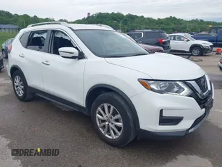 2020 Nissan Rogue SV z VIN KNMAT2MT6LP533395, wystawiony jako IAAI lot #42167061 z przebiegiem 22 765 mil mil oraz . Historia ofert i sprzedaży dostępna na DreamBid. Obrazek 1.