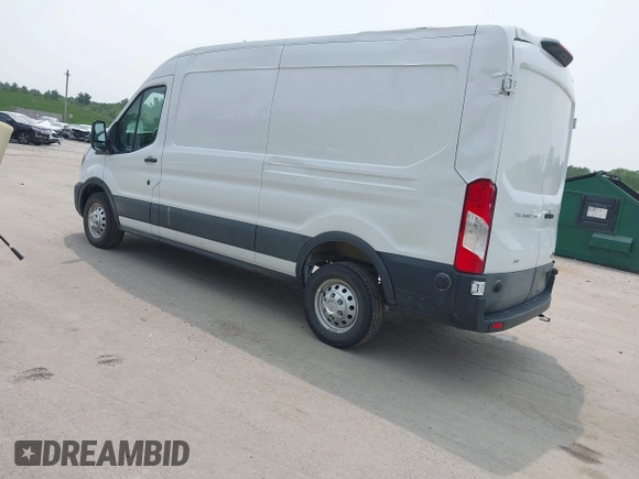2024 Ford Transit Cargo with VIN 1FTBR2C82RKA72122, listed as a IAAI auction lot 42432209 with 26,806 mi miles and . Bid and sale history available at DreamBid. Image 3.