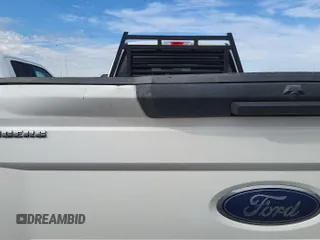 2019 Ford F-250 XL with VIN 1FT7W2B61KEG23823, listed as a IAAI auction lot 42670848 with 186,760 mi miles and . Bid and sale history available at DreamBid. Image 20.
