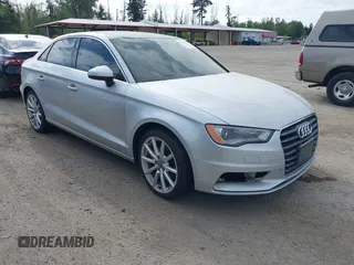 2015 Audi A3 Premium z VIN WAUACGFF3F1002146, wystawiony jako IAAI lot #42193455 z przebiegiem 135 693 mil mil oraz . Historia ofert i sprzedaży dostępna na DreamBid. Obrazek 1.