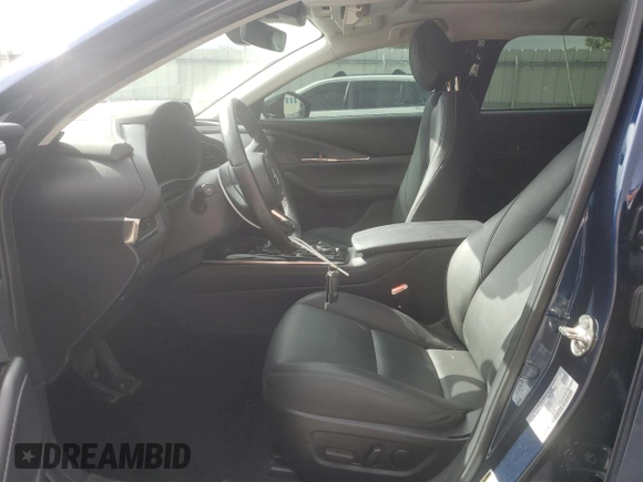 2022 Mazda CX-30 2.5 Turbo with VIN 3MVDMBAY2NM444117, listed as a Copart auction lot 70339374 with 29,260 mi miles and Salvage Title. Bid and sale history available at DreamBid. Image 7.