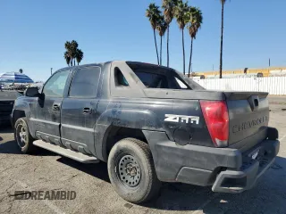 2002 Chevrolet Avalanche with VIN 3GNEC13T32G184641, listed as a Copart auction lot 73548844 with 183,307 mi miles and Salvage Title. Bid and sale history available at carsss.com. Image 2.