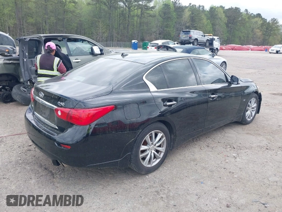 2015 Infiniti Q50 Premium with VIN JN1BV7AR1FM417342, listed as a IAAI auction lot 41887007 with 116,026 mi miles. Bid and sale history available at carsss.com. Image 4.