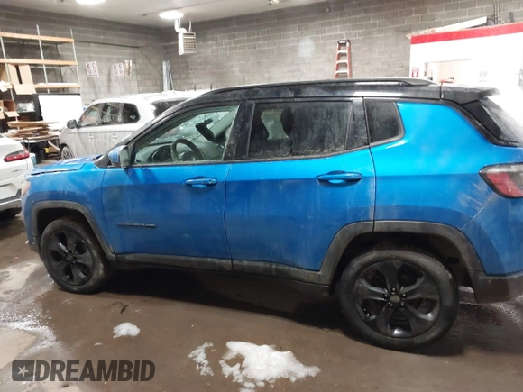 2018 Jeep Compass Altitude with VIN 3C4NJDBBXJT314140, listed as a IAAI auction lot 41289663 with 88,279 mi miles and . Bid and sale history available at carsss.com. Image 14.